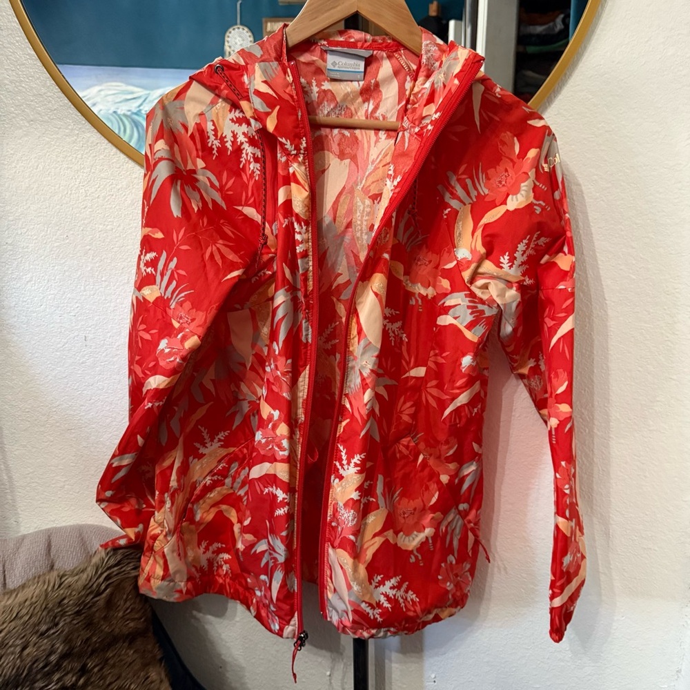 Columbia Red and orange floral lightweight windbreaker jacket
